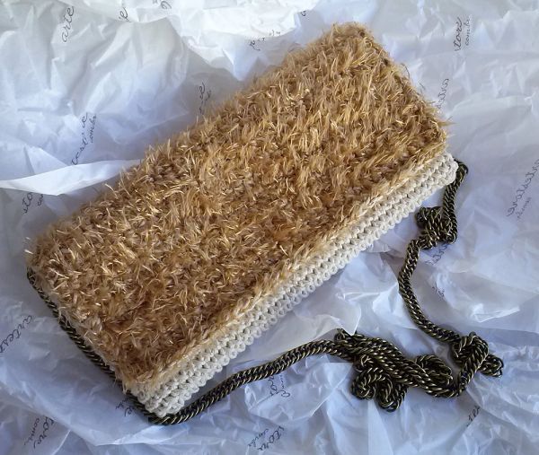Bolsa de Festa em Cordão Barbante e Linha Finger com Alça